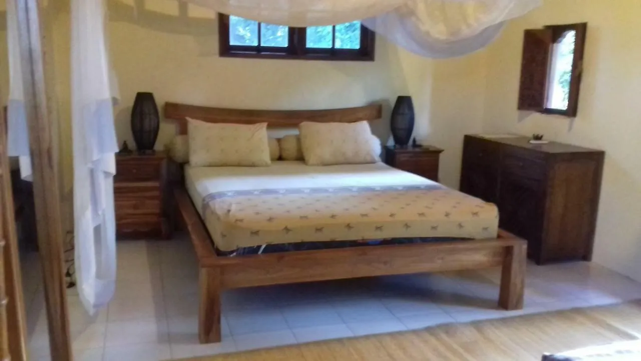 Shalana Homestay- Formerly Teka Teki House Seminyak  Seminyak (Bali)